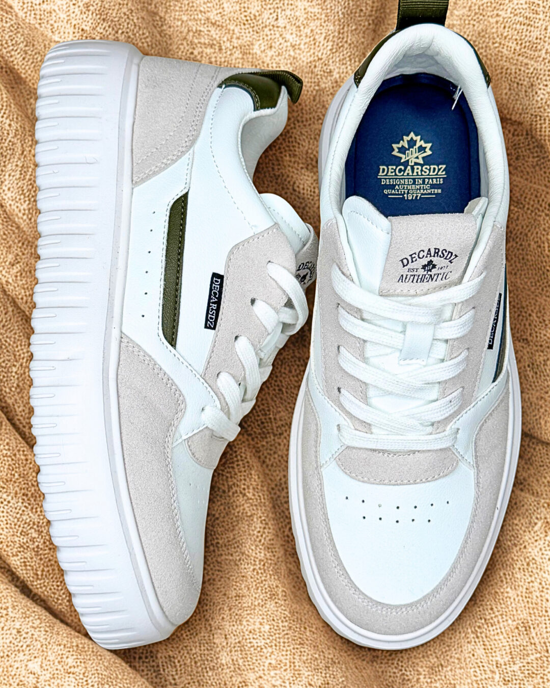 Baskets homme blanches à semelle épaisse – style moderne & confort