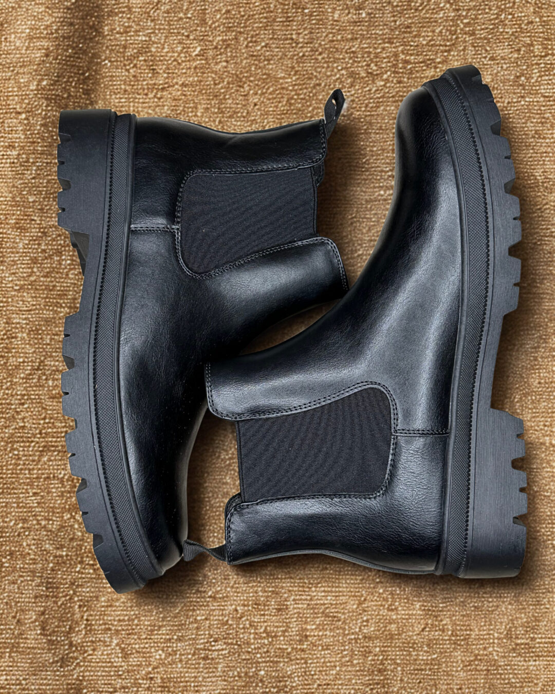 Boots noires homme à grosse semelle – confort & style robuste