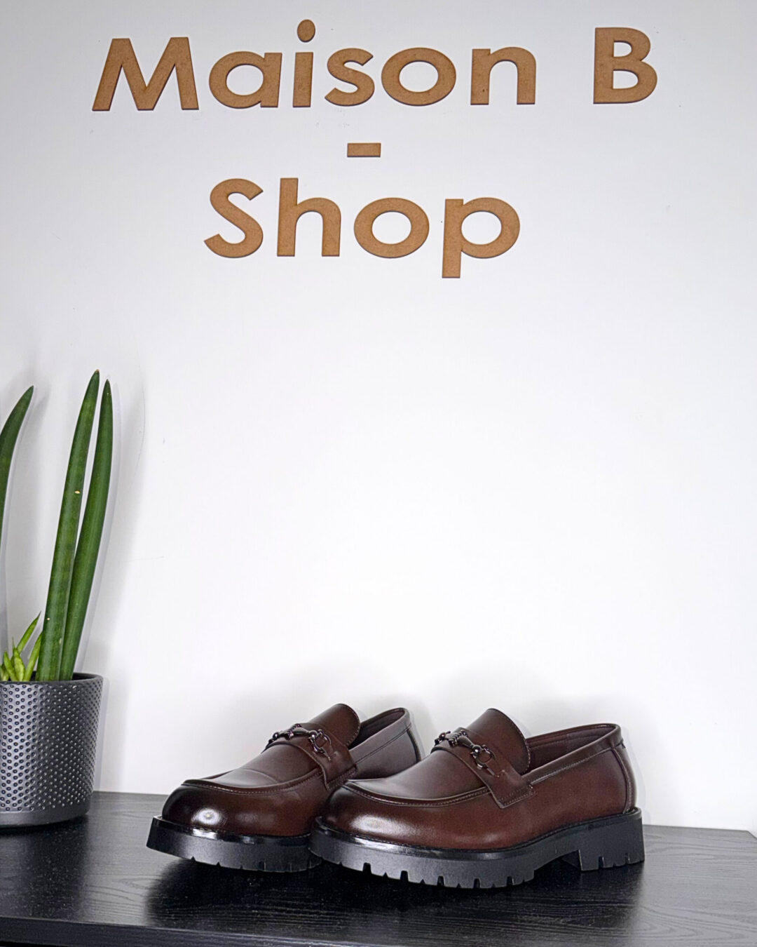 Mocassins marrons homme à semelle crantée – élégance urbaine & confort
