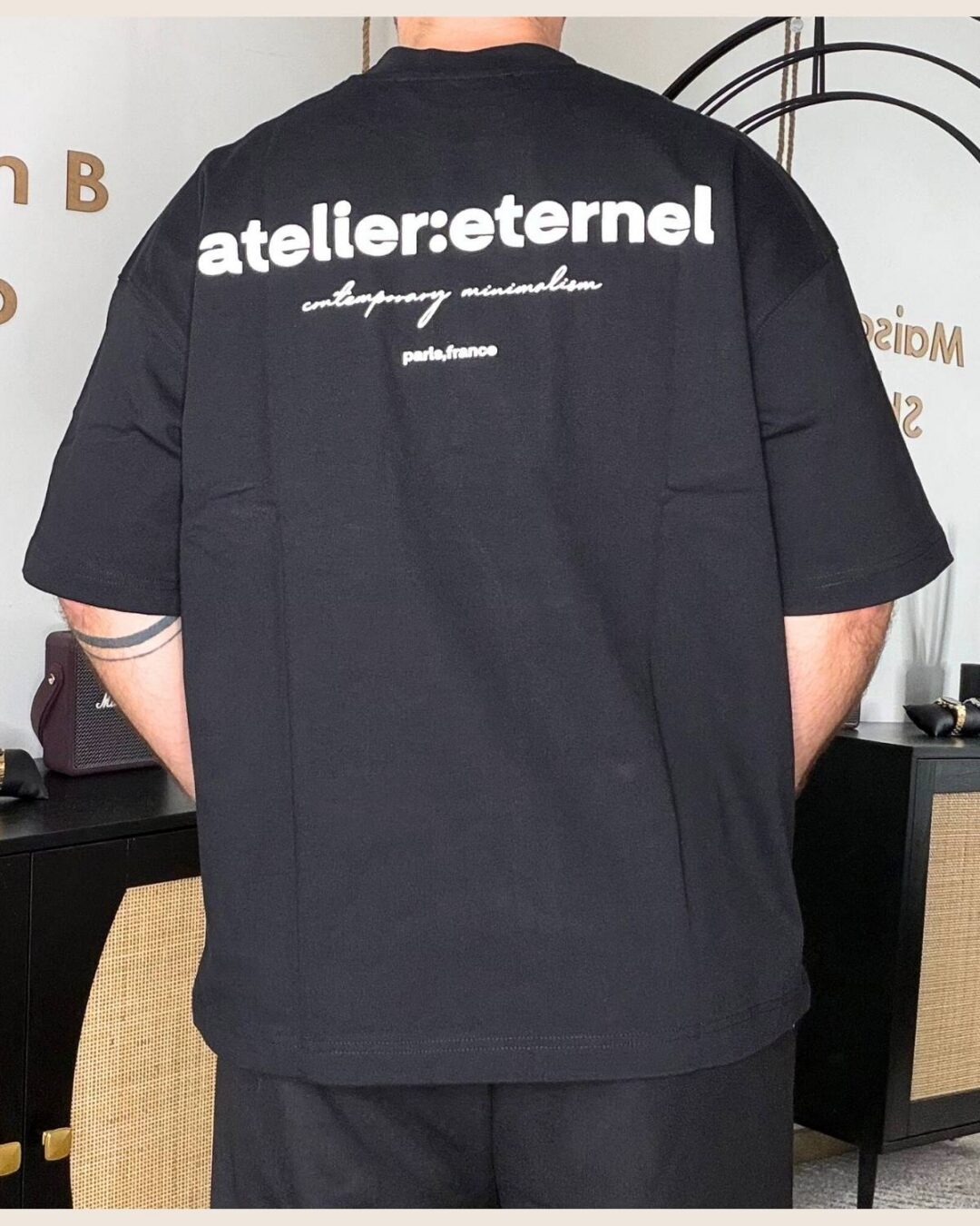 T-shirt noir oversize homme – style moderne & confort au quotidien